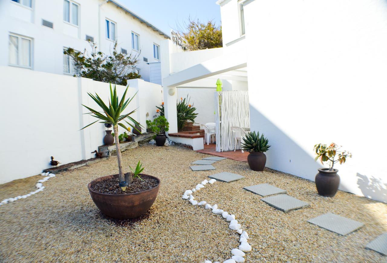Small Bay Guest House 블루버그스트랜드 외부 사진